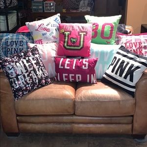 I HAVE PINK PILLOWS! ISO MORE!!